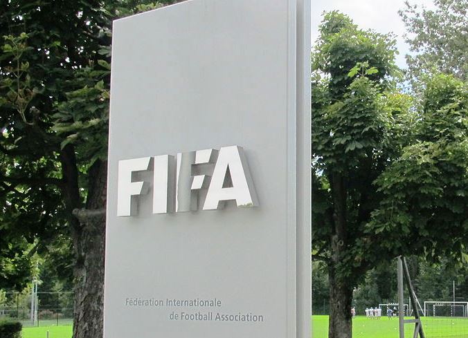 Zwei Afrikaner wollen FIFA-Präsident werden
